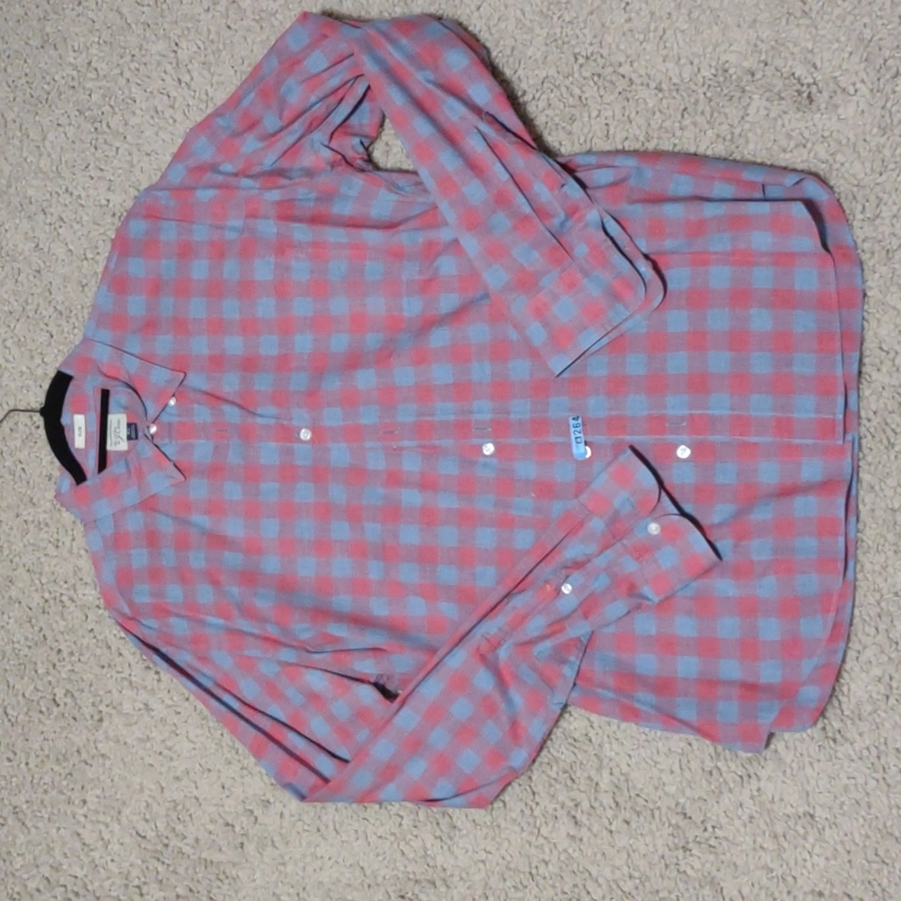 J crew button down size xl